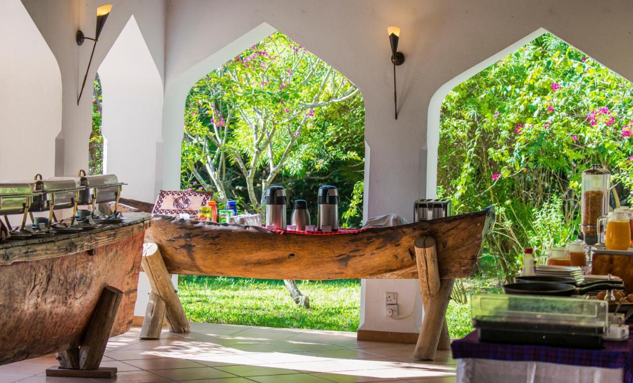 Amani Beach Resort Kutani Ngoại thất bức ảnh