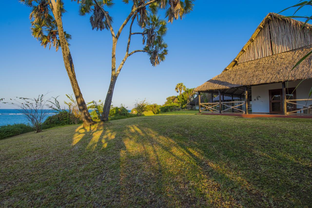 Amani Beach Resort Kutani Ngoại thất bức ảnh