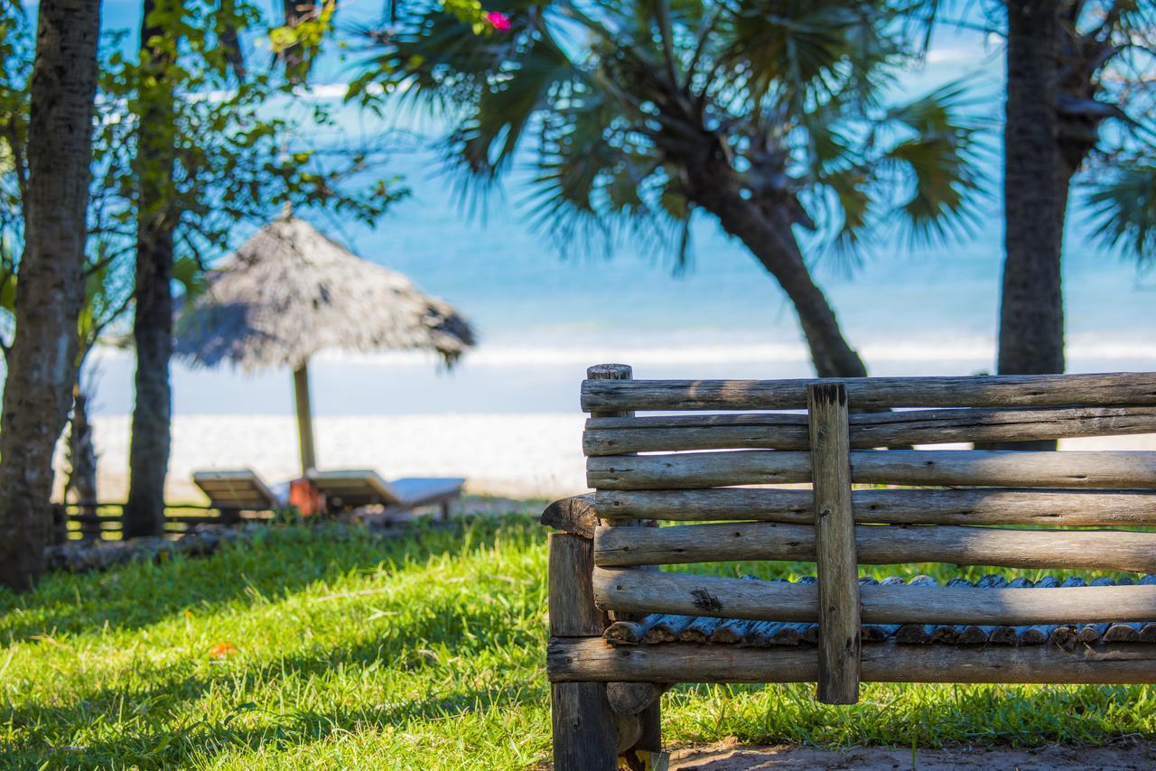 Amani Beach Resort Kutani Ngoại thất bức ảnh