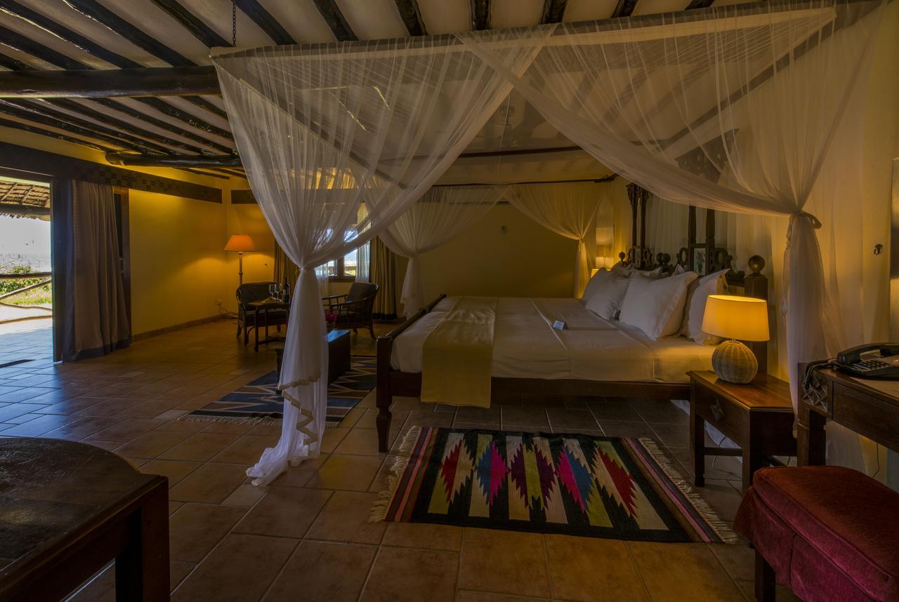 Amani Beach Resort Kutani Ngoại thất bức ảnh