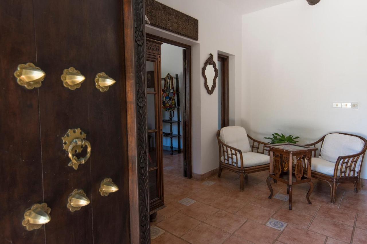 Amani Beach Resort Kutani Ngoại thất bức ảnh