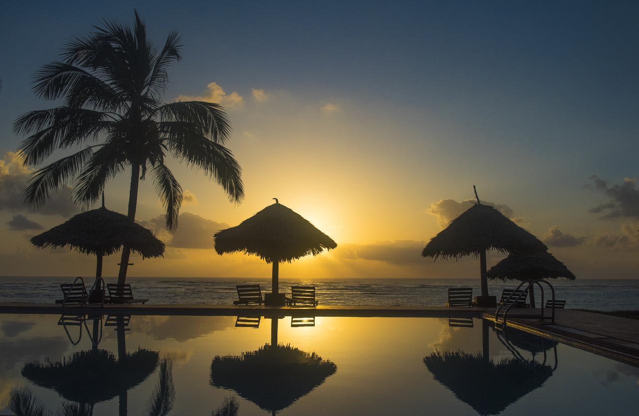 Amani Beach Resort Kutani Ngoại thất bức ảnh